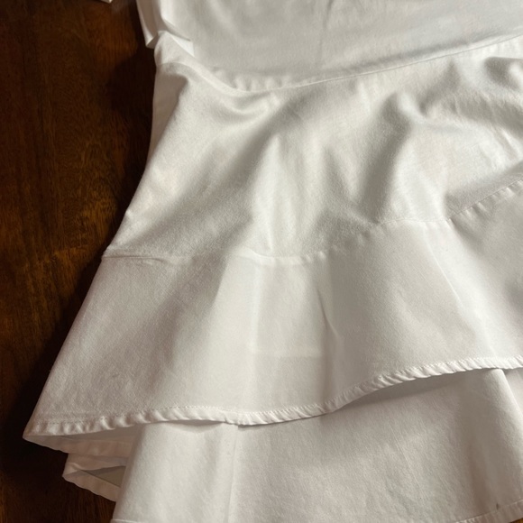 Banana Republic x small perfect white peplum tunic - Picture 3 of 4